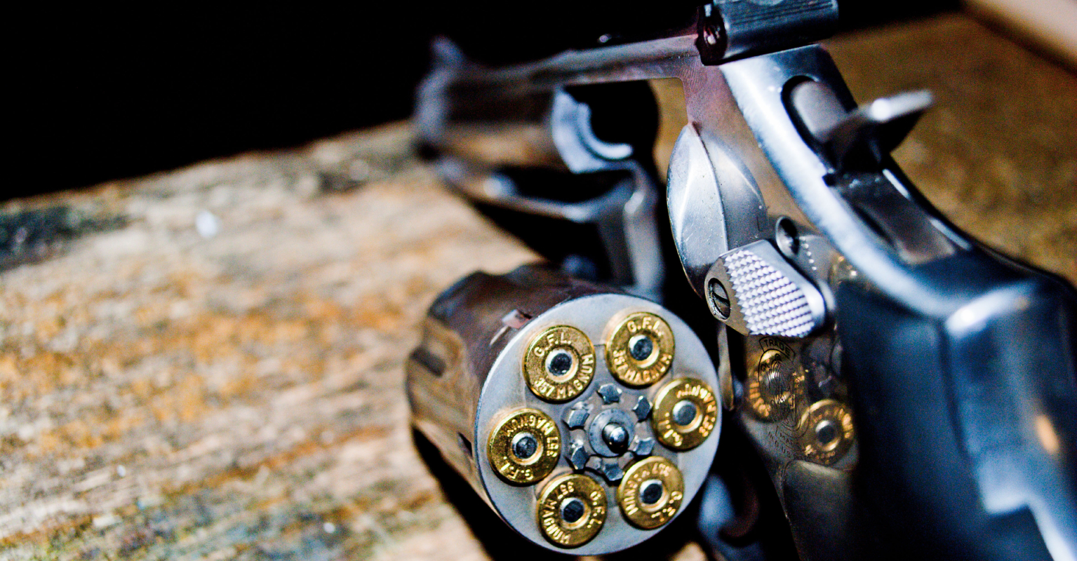 Dad arrested after 4-year-old son is seen waving gun on live TV