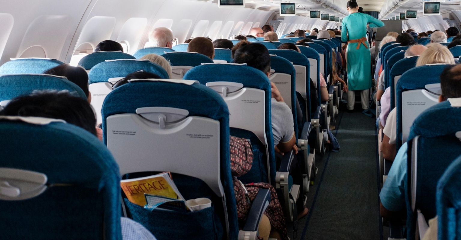 Plane passenger says she was cussed out refusing to let mom sit next to her son