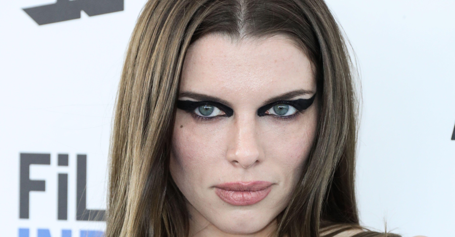 Julia Fox hits out at people trolling her home following 'underwhelming apartment tour'