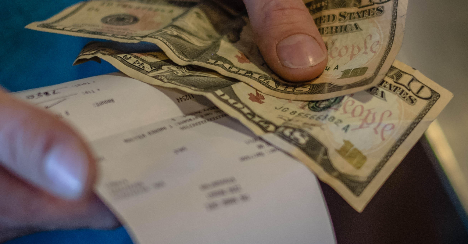 Server sparks debate after sharing furious tweet about tourists only tipping her 10% on $700 check