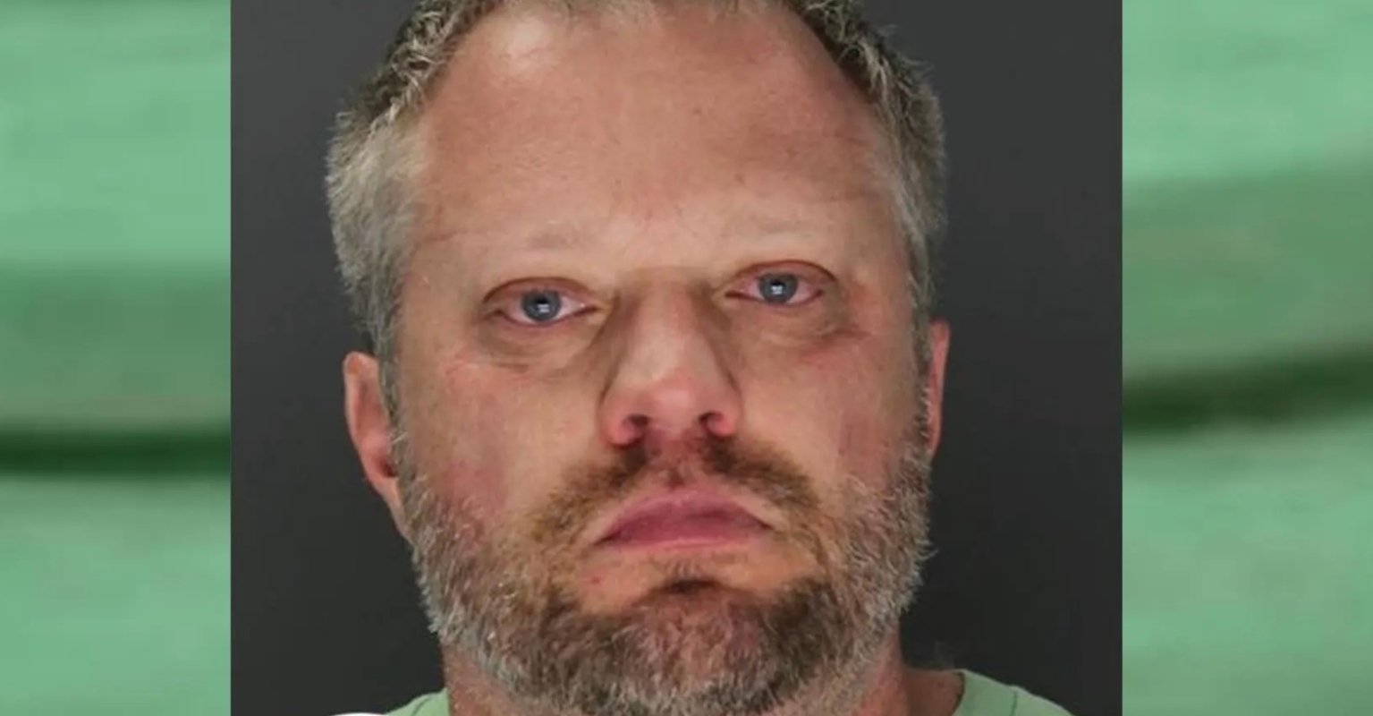 Dentist charged after allegedly poisoning wife's protein shakes to start a new life with lover