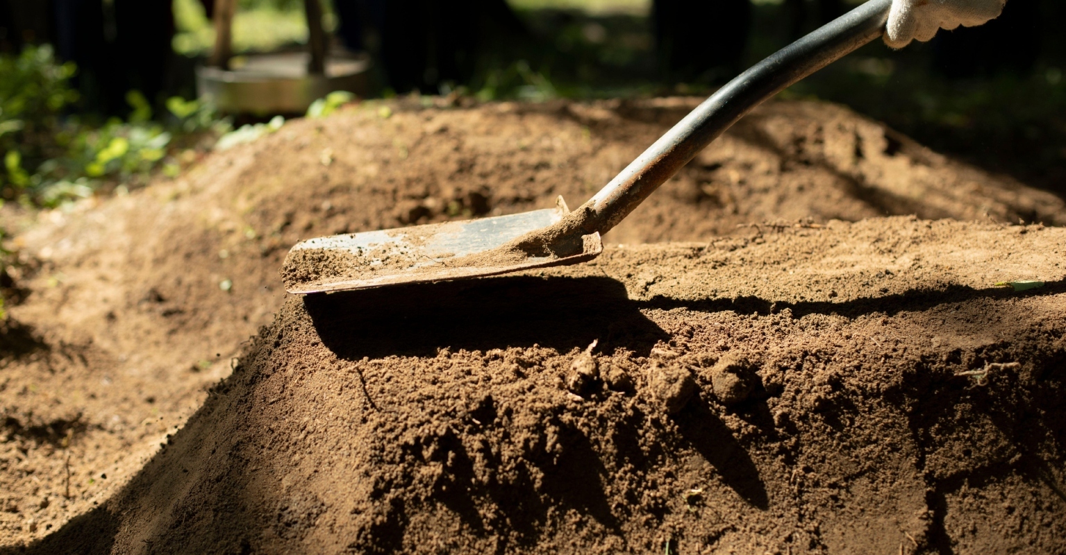 Man dug up his mom's buried body and kept her mummified corpse on his sofa for 13 years