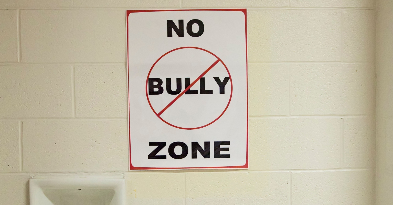 Mom divides internet after praising daughter for 'punching bully in the face'