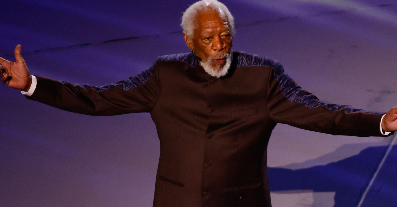 Heartbreaking reason Morgan Freeman wore a single glove to the Oscars last night