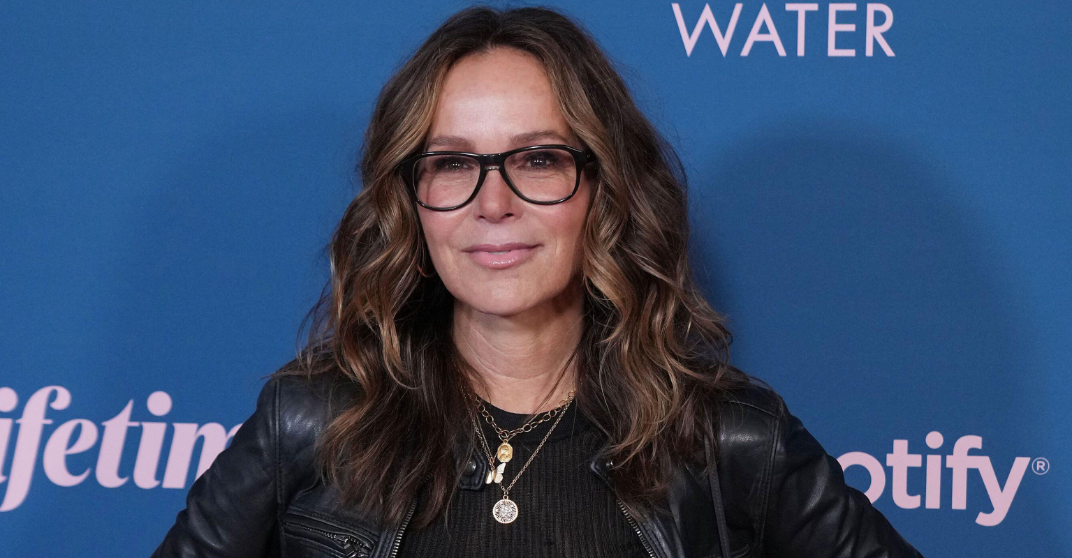 Jennifer Grey reveals heartbreaking reason she didn't return to 'Friends'