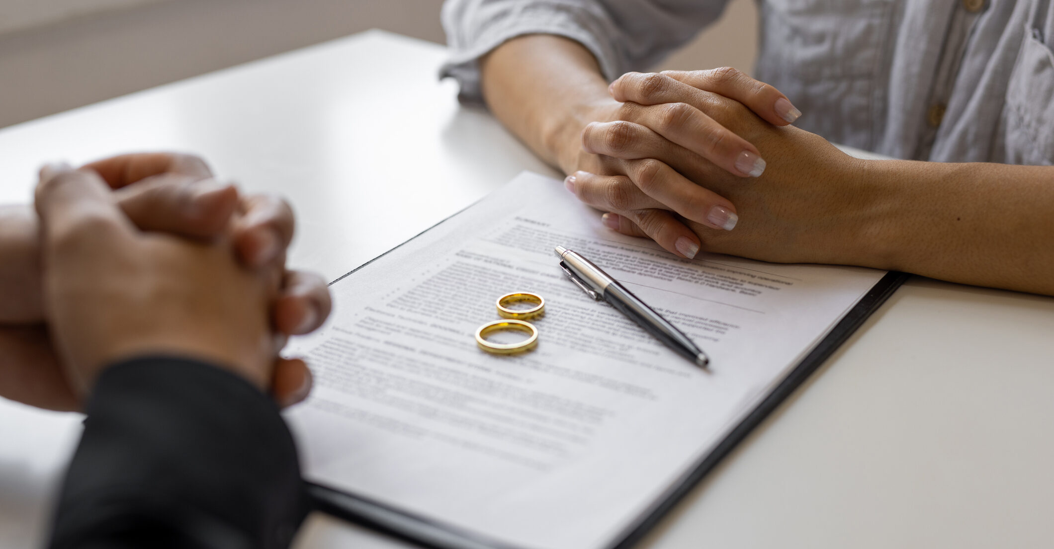 Mom leaves her husband after secretly setting up camera in their home