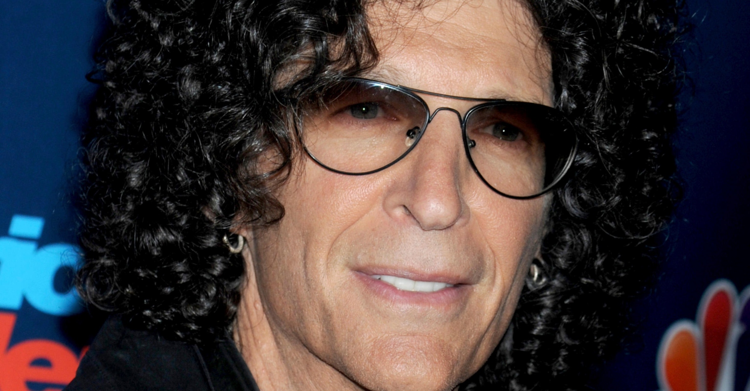 Howard Stern calls Tucker Carlson a 'fly on Murdoch's a******'