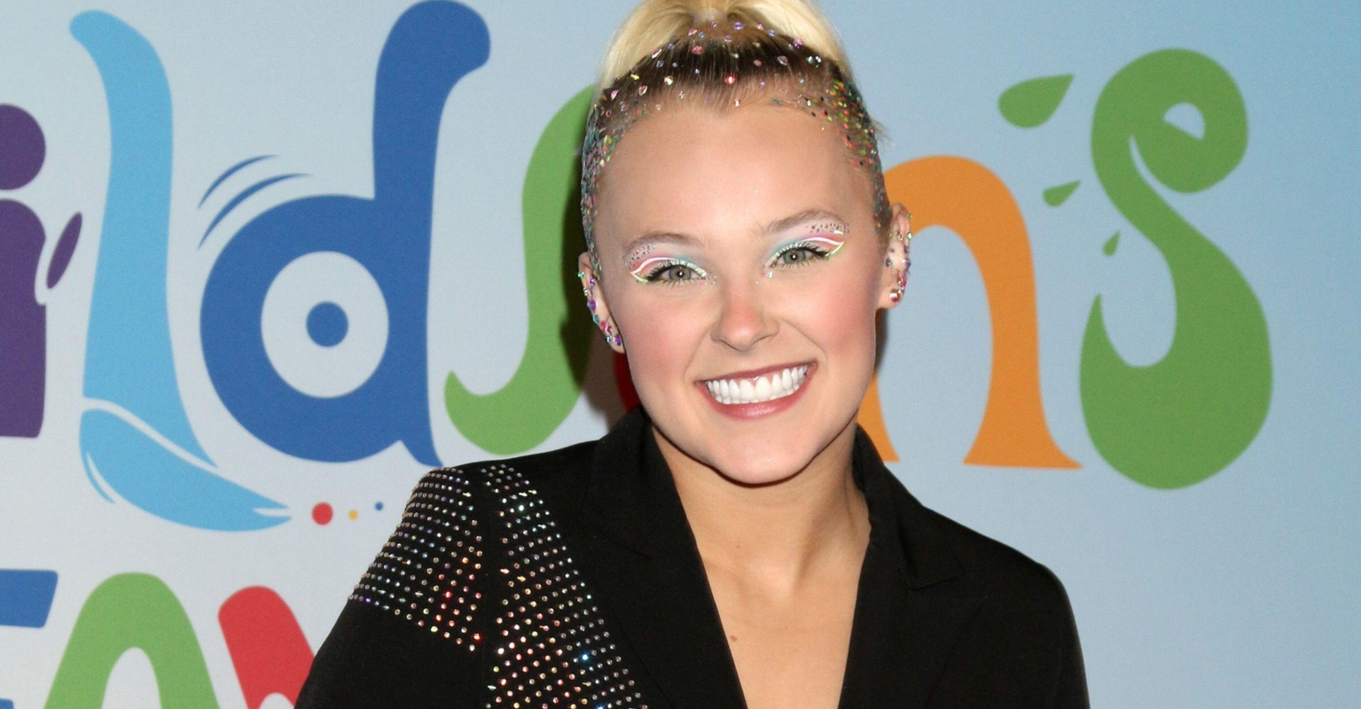 JoJo Siwa shares heartbreaking news that her puppy died in an accident