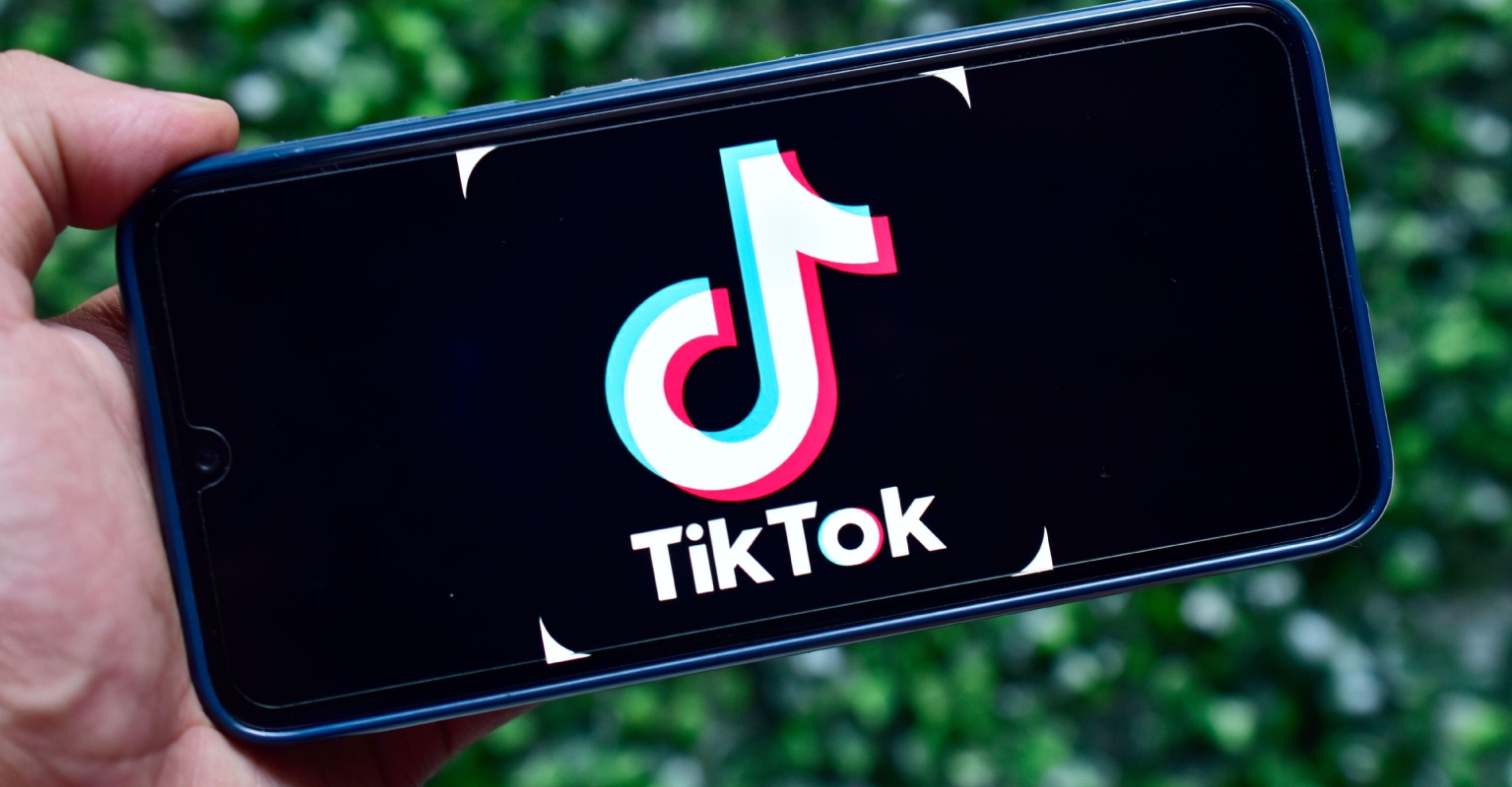 TikTok star Harrison Gilks dies aged 18 after posting heart-wrenching final video