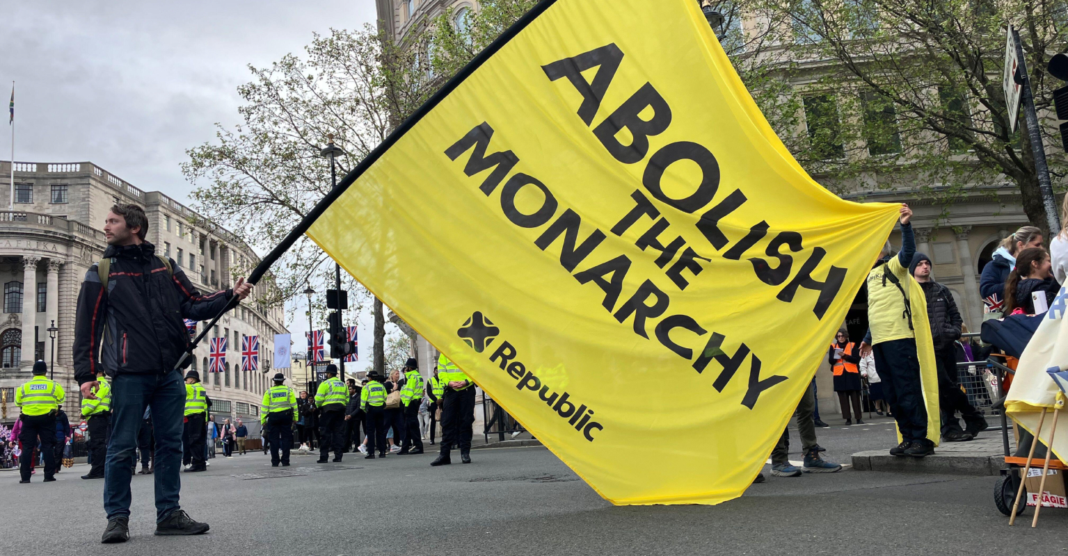Anti-monarchy protests take place across London, six people arrested