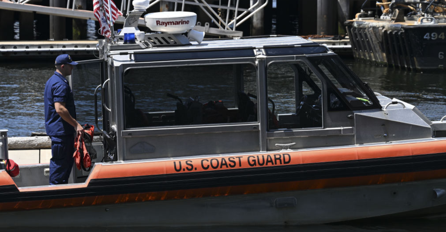 Head of search operation for missing sub issues statement after vessel 'runs out of oxygen'