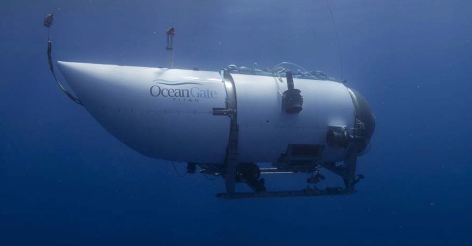 Terrifying footage shows just how small the submarine is that went missing during Titanic tour