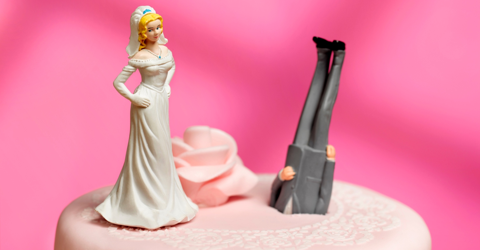 Bride seeks divorce just a day after wedding after groom's brutal wedding cake stunt
