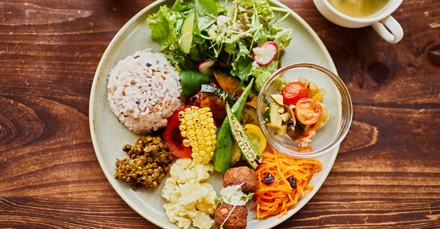 Vegan influencer Zhanna Samsonova's diet contributed to her death aged 39, mom claims