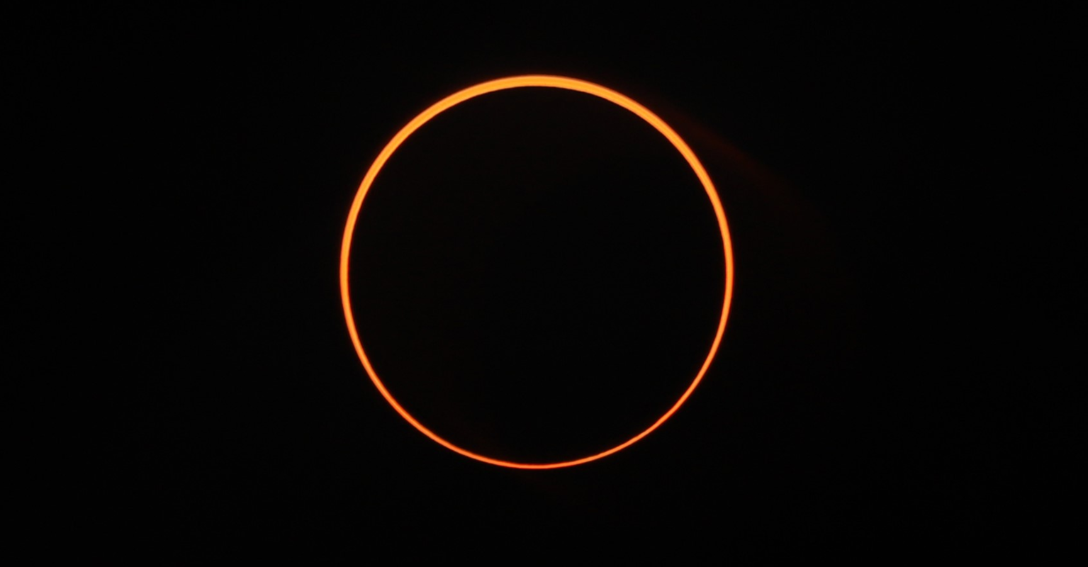 Expert issues warning over this weekend's 'ring of fire' solar eclipse