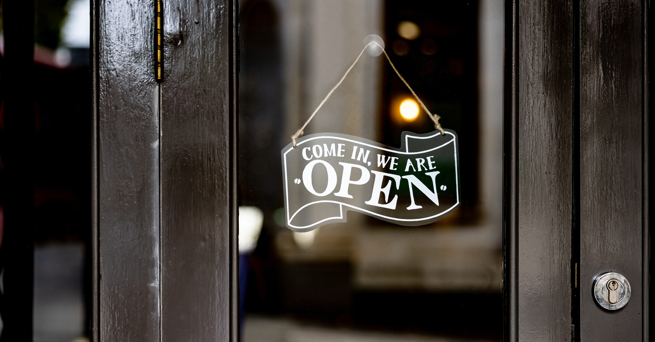 Woman who refused to get out car after seeing 'embarrassing' restaurant date took her to speaks out