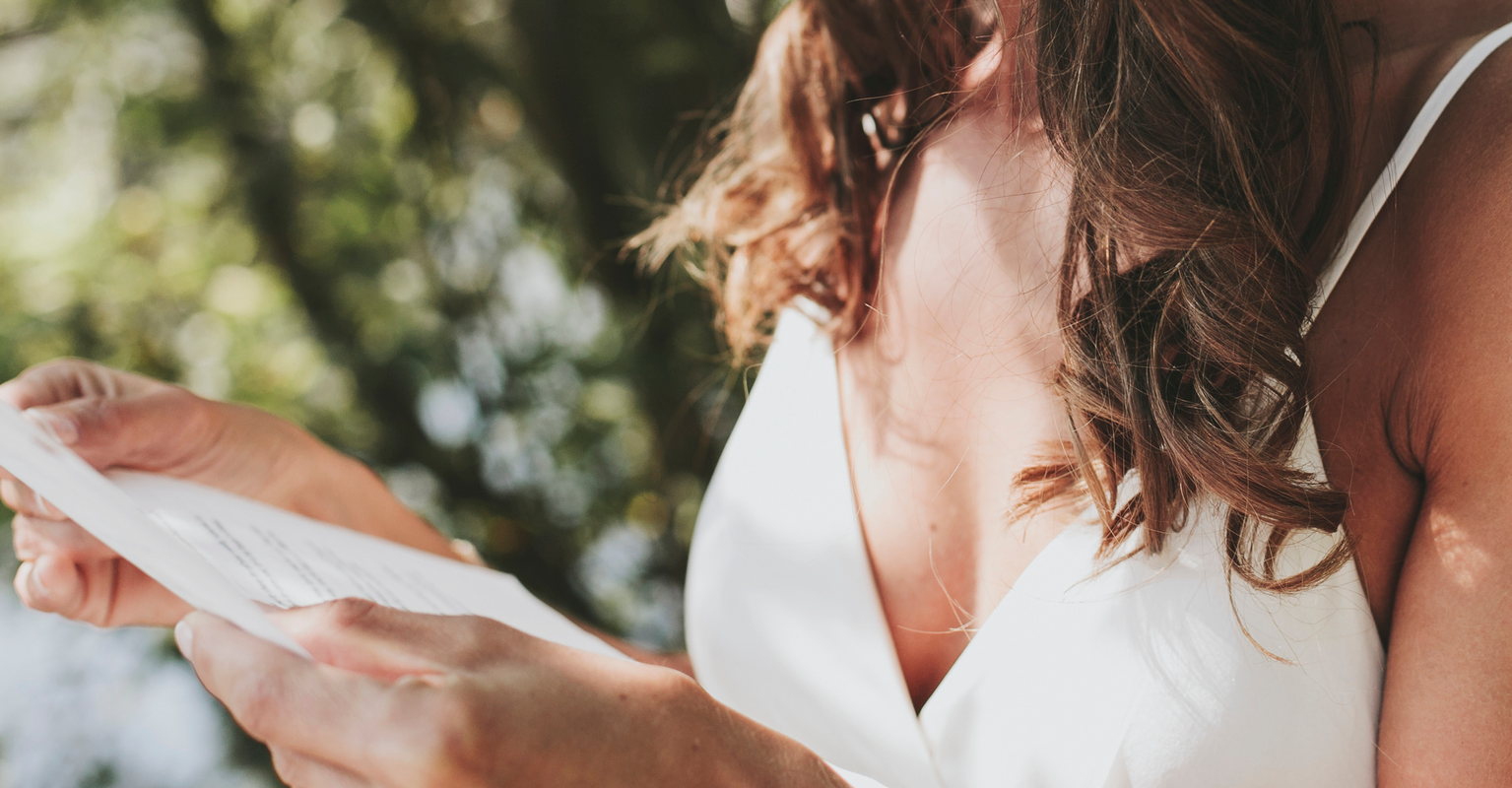 Instead of her vows, this bride read out her cheating fiancé's texts to their loved ones