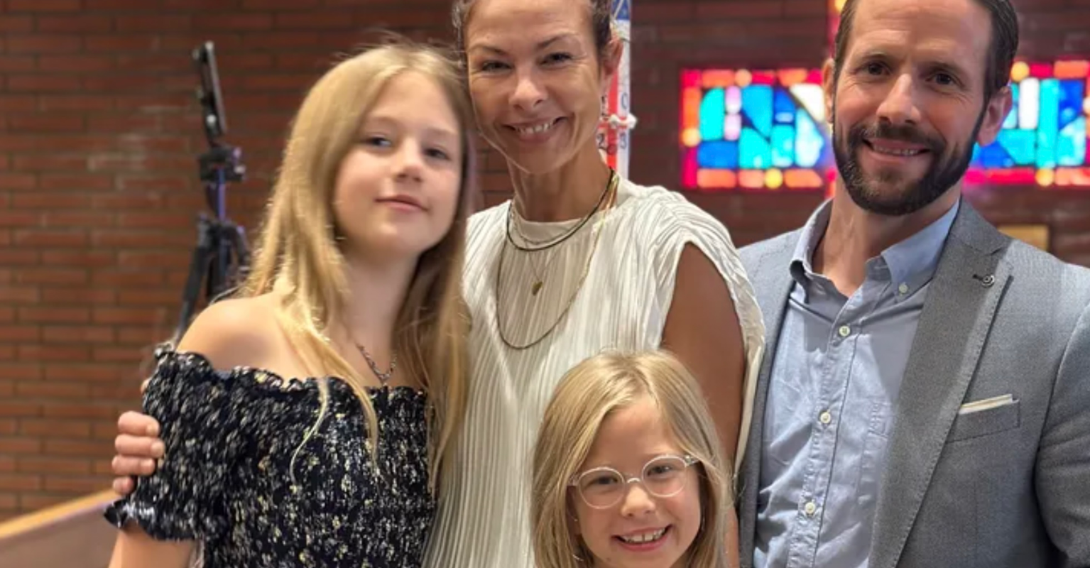 Over $50,000 raised for widow of actor Christian Oliver, who died alongside their two daughters in plane crash