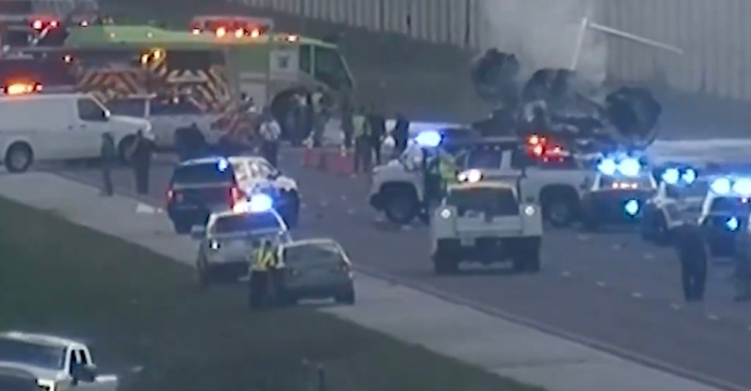 Officials reveal tragic death toll after plane crashes on Florida interstate
