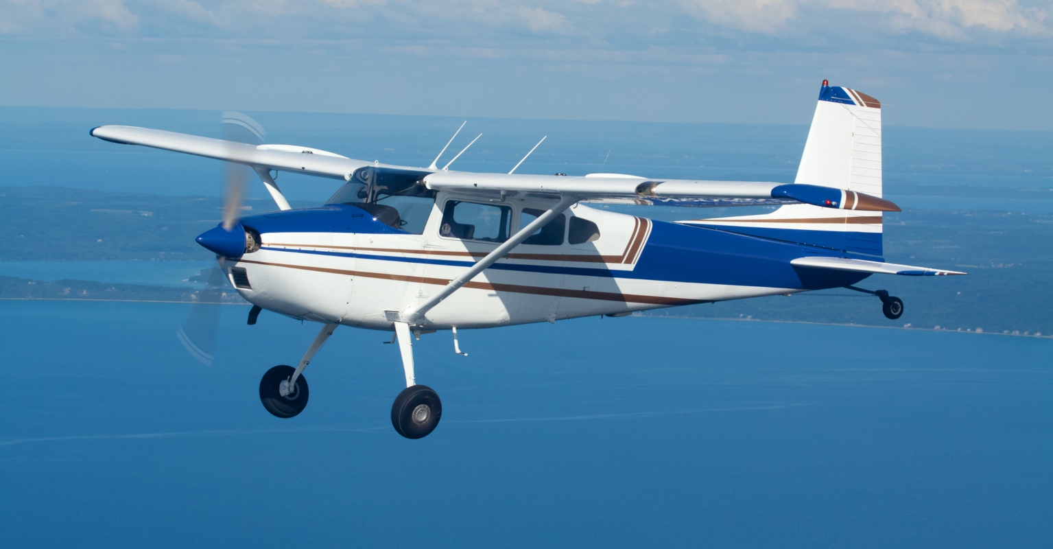 'Several fatalities' reported as plane crashes into Florida mobile home park