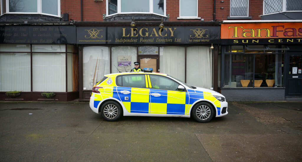 Devastating details emerge after woman has husband's ashes turned into jewelry