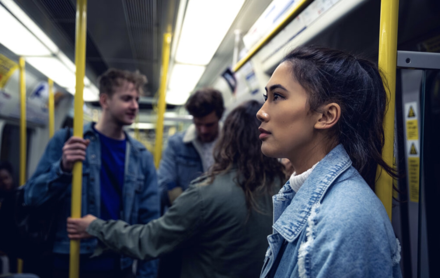 Woman states that 'chivalry is in fact dead' after no men offer her a seat on the subway - sparks fiery debate